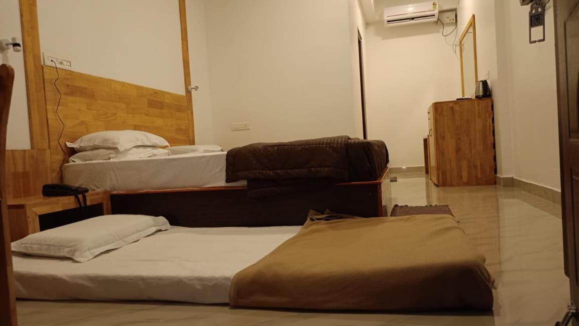 Coconhuts Beach Resort Lakshmanpur Eksteriør bilde
