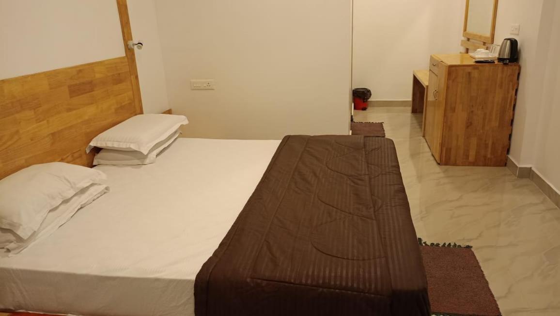 Coconhuts Beach Resort Lakshmanpur Eksteriør bilde