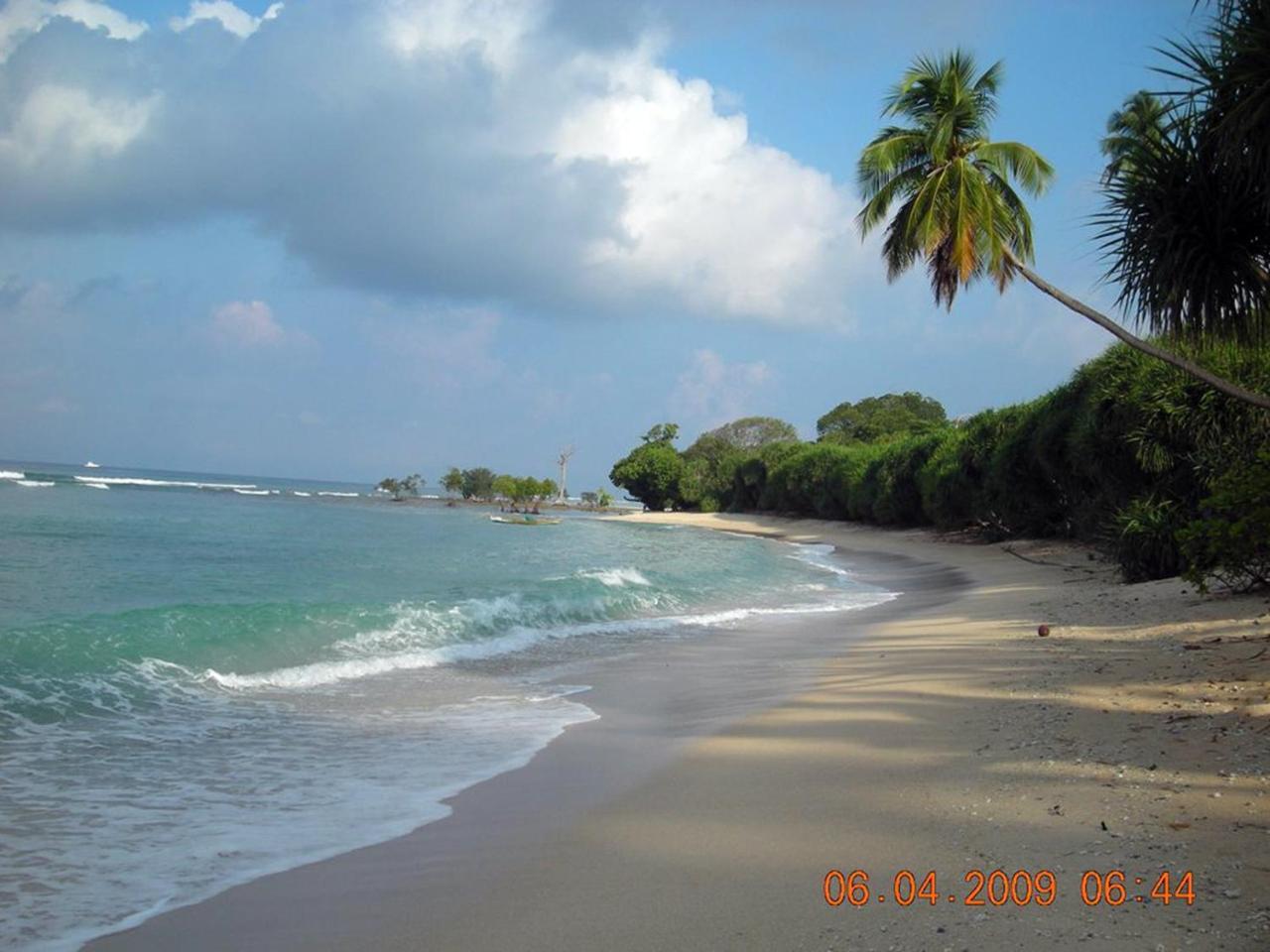 Coconhuts Beach Resort Lakshmanpur Eksteriør bilde